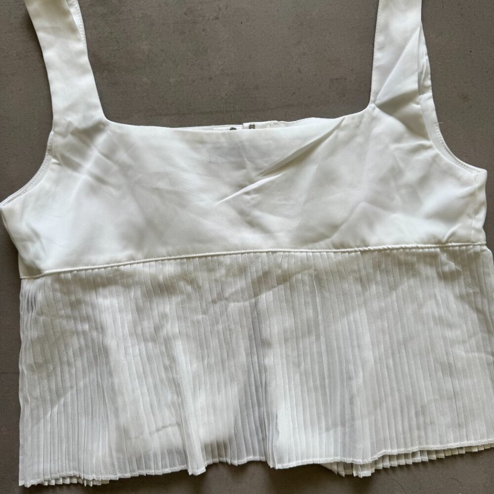 🔥 4 for $20 DEAL 🔥SHEIN | White Pleated Peplum Bustier Top (M) - Picture 9 of 9